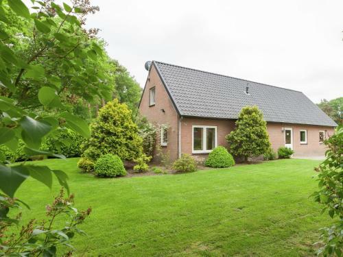 Holiday Home De Lansert 1