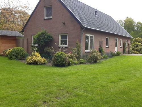 Holiday Home De Lansert 1