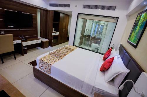 Hotel The Renai Cochin