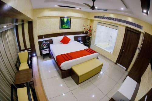 Hotel The Renai Cochin