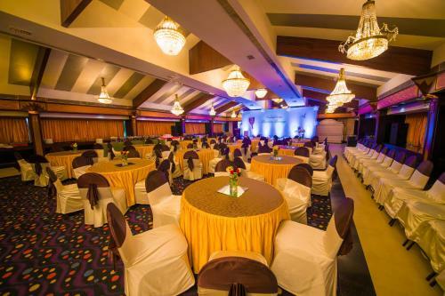 Hotel The Renai Cochin