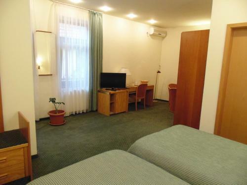 Bed & Breakfast Curtea Brasoveana