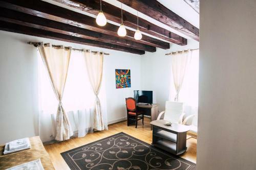 Hostal Pension Gallery