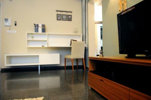 King George Apartments