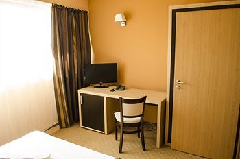 Hotel Oxford Inns&suites