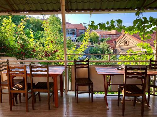 Hostal Nato & Lado