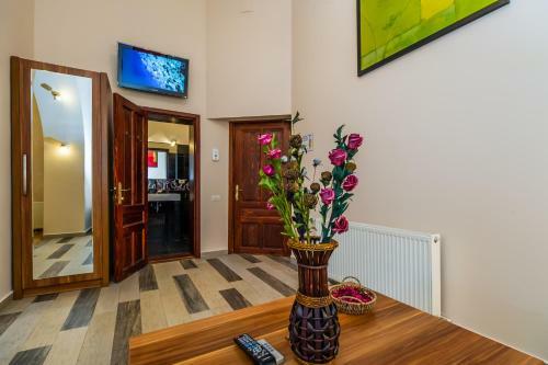 Select City Center Apartments