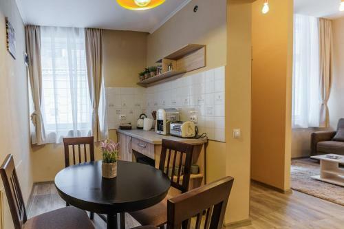 Select City Center Apartments