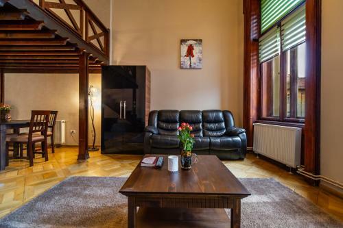 Select City Center Apartments