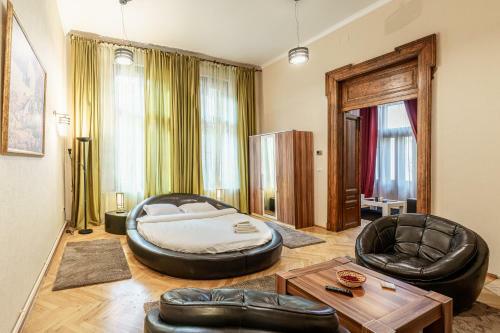 Select City Center Apartments