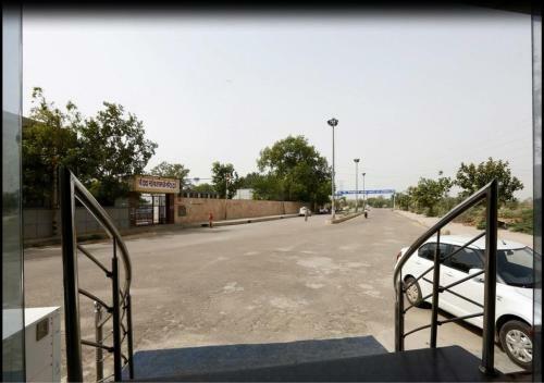 Hotel Anand Lok