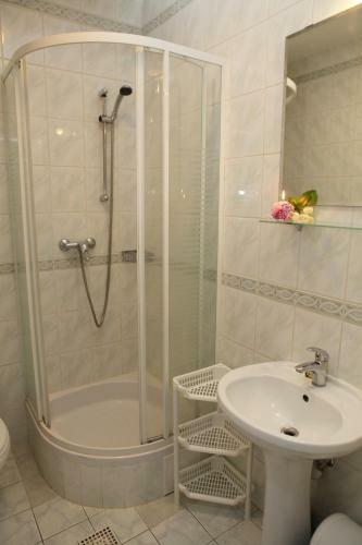 Hostal Zajazd Nad Wis??