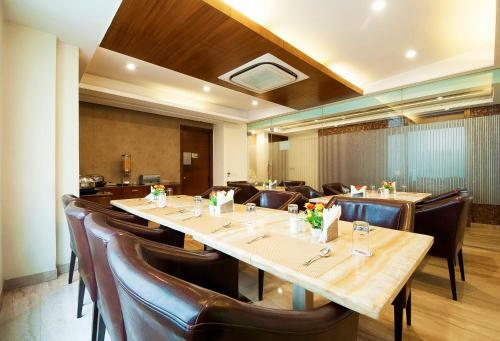 Alpina Hotels & Suites