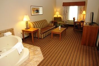 Hotel Holiday Inn Express & Suites Donegal