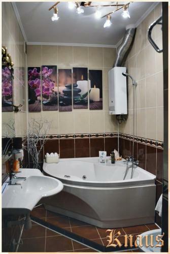 Hostal Knaus Apartments