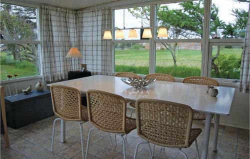 Holiday Home Lykkens H�b