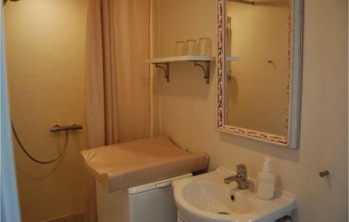 Holiday Home Lykkens H�b