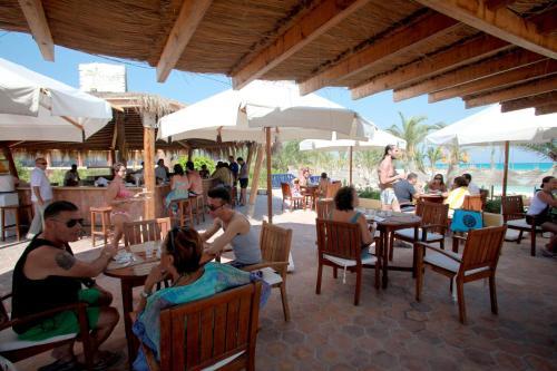 Hotel Carols Beau Rivage Matrouh