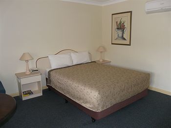 Garden City Motor Inn