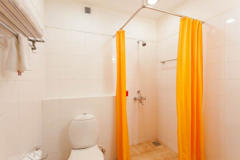 Hotel Ginger Surat