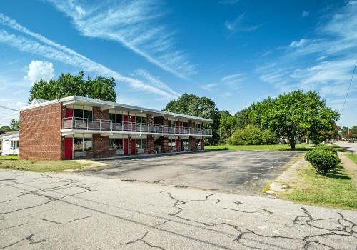 Motel Coach House Inn
