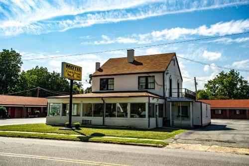 Motel Coach House Inn