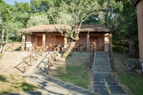 Hostal Cerquestra Camping Village
