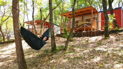 Hostal Cerquestra Camping Village