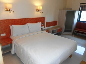 Hotel Noorya Hometel