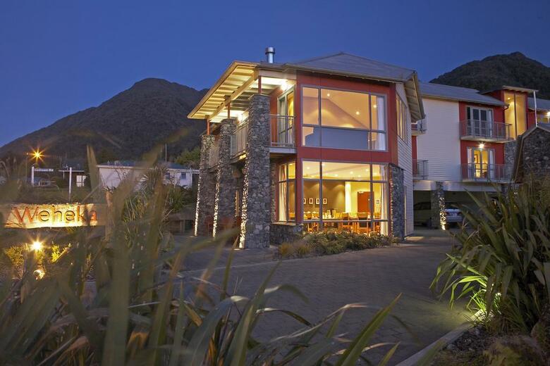 Distinction Fox Glacier - Te Weheka Boutique Hotel