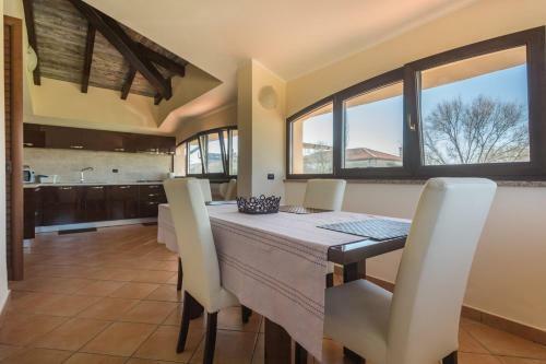 Anaele House B&B