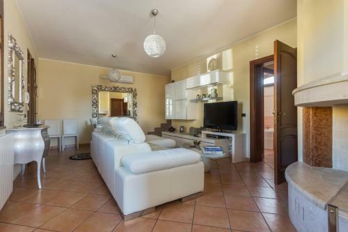 Anaele House B&B