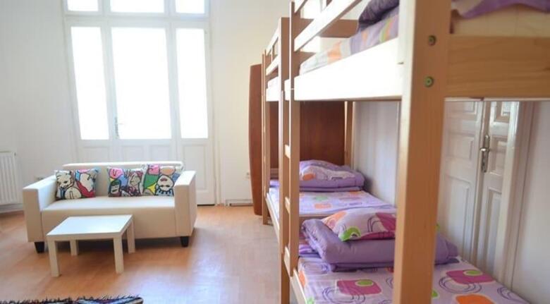 Little Bucharest - Old Town Hostel