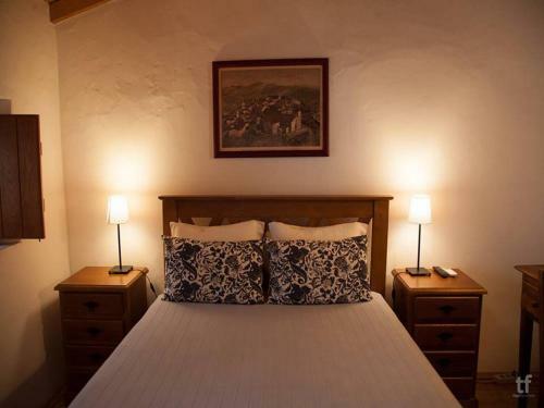 Bed & Breakfast Estalagem De Marv�o