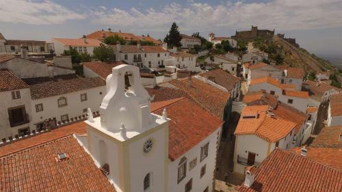 Bed & Breakfast Estalagem De Marv�o