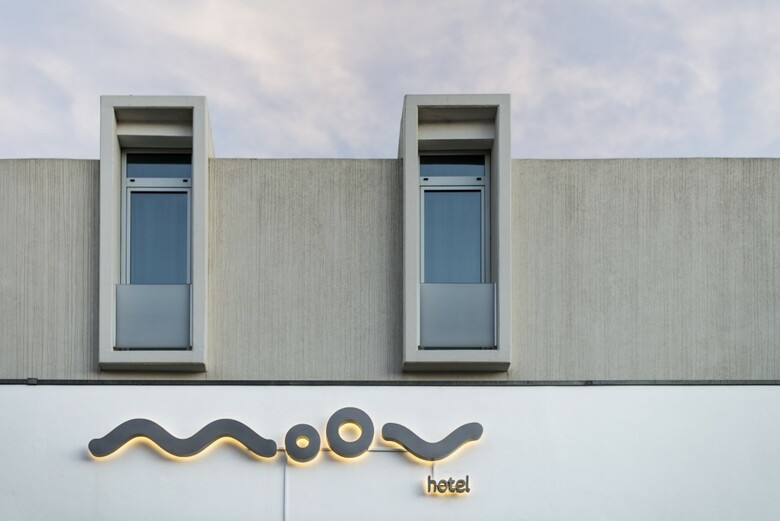 Moov Hotel �vora