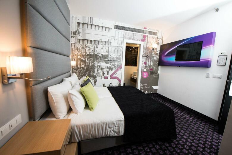 Eyal Hotel