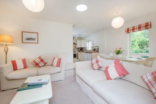 Broomhill Manor Holiday Cottages
