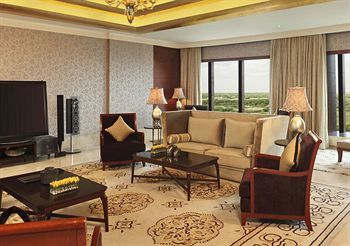The Leela Ambience Gurgaon Hotel & Residences
