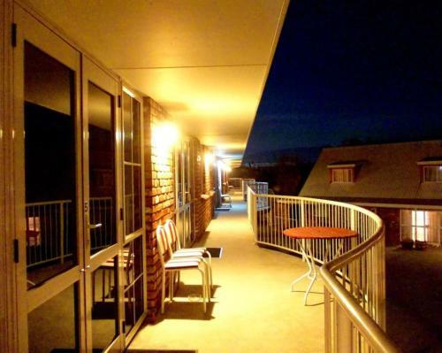 Alexandra Heights Motel