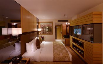 Hotel Tulip Inn, Ahmedabad
