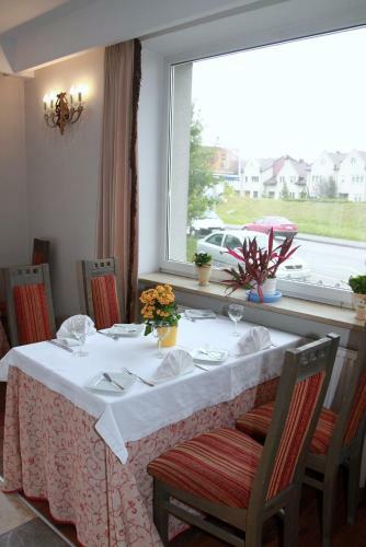 Hostal Montemarco