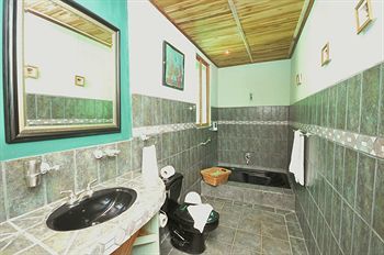 Aparthotel Condotel Las Cascadas