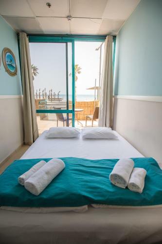Albergue Beachfront Hotel