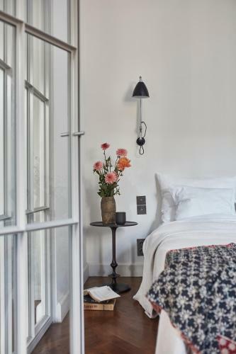 Between Us Bed And Breakfast
