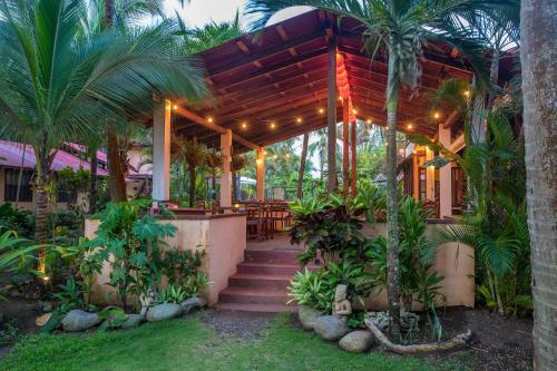 Bed & Breakfast Encantada Ocean Cottages