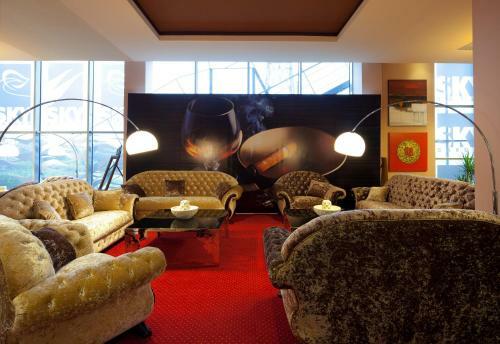 Sky Hotel