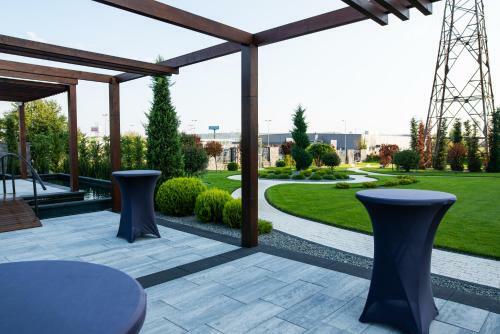 Sky Hotel
