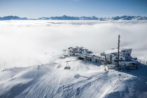 Galaaxy Mountain Hostel
