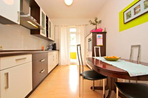 Conzeptplus Private Rooms Exhibition Center (room Agency)